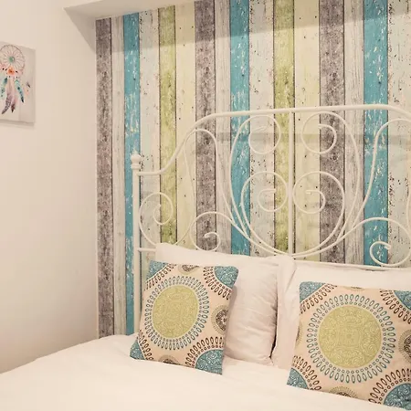 Chic Studio In The Heart Of The City * Bukareszt